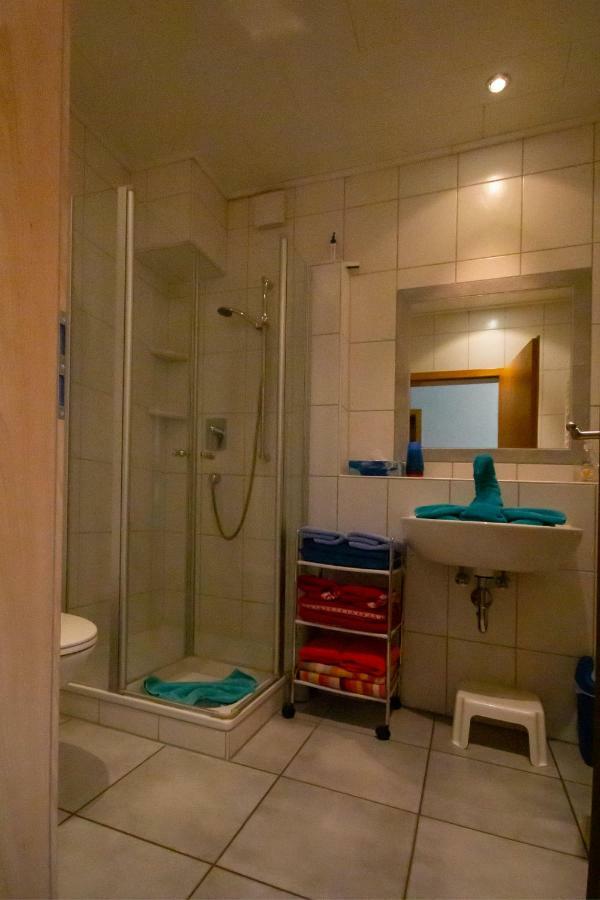 Vulkanpark-Ferienwohnung Karibic Nickenich Extérieur photo