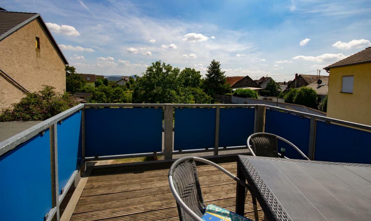 Vulkanpark-Ferienwohnung Karibic Nickenich Extérieur photo